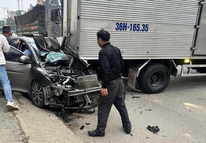 [VIDEO] VỤ TAI NẠN TẠI NGÃ TƯ BỈM SƠN